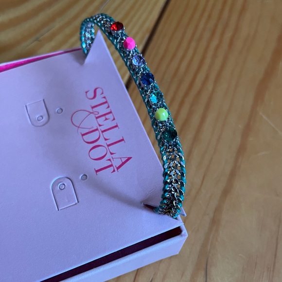 🌷 2 for $20 🌷 Stella & Dot Rainbow Friendship Bracelet BRAND NEW IN BOX - Picture 5 of 9